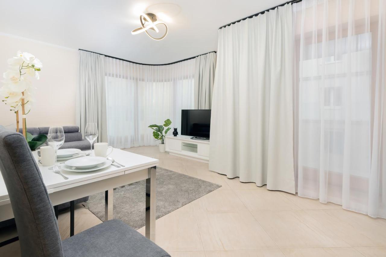 Batorego 7 Gdynia Apartments By Noclegi Renters Экстерьер фото