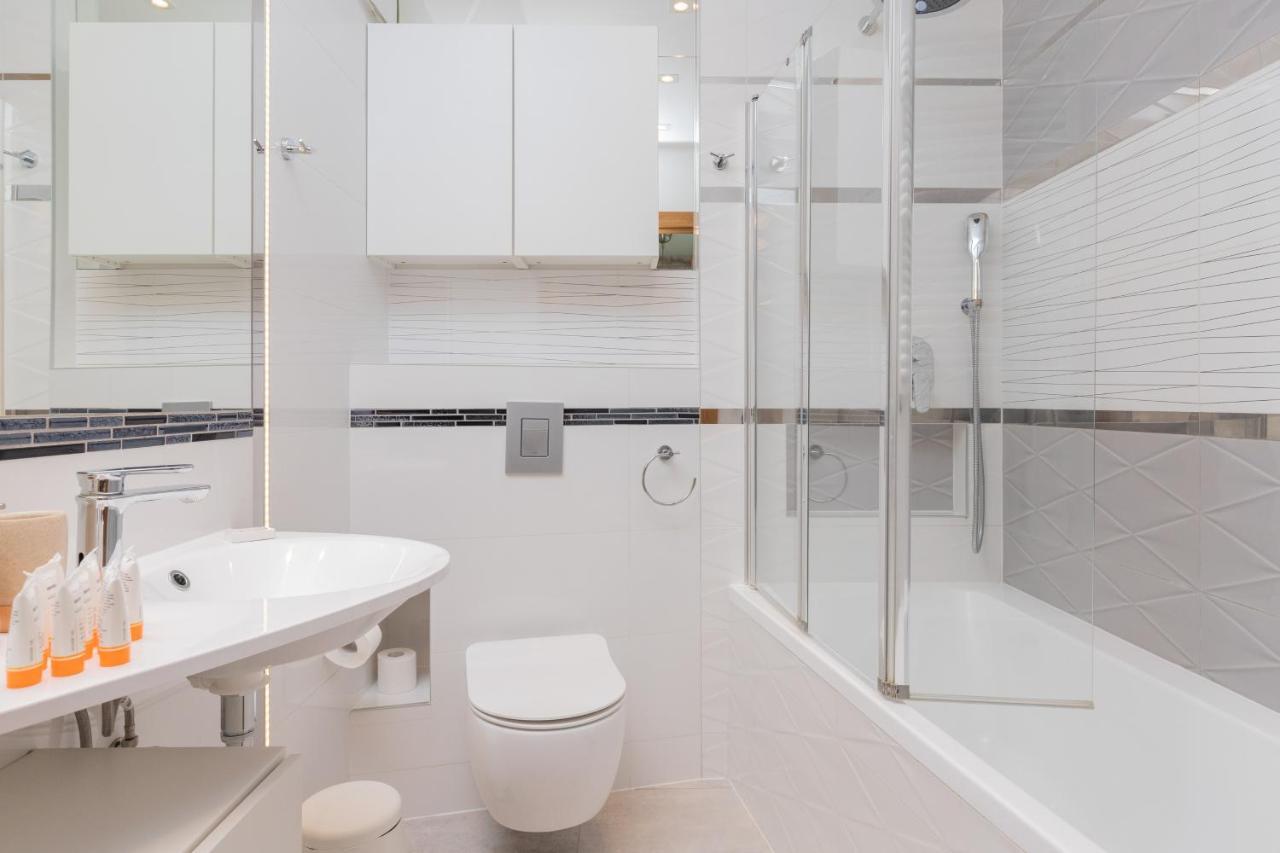 Batorego 7 Gdynia Apartments By Noclegi Renters Экстерьер фото